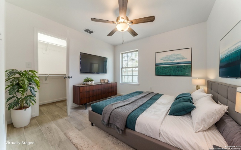 329 Cottage St, Kerrville, TX 78028, 3 Habitaciones Habitaciones , ,2 BañosBaños,Residential,En Venta,329 Cottage St,0,1840397