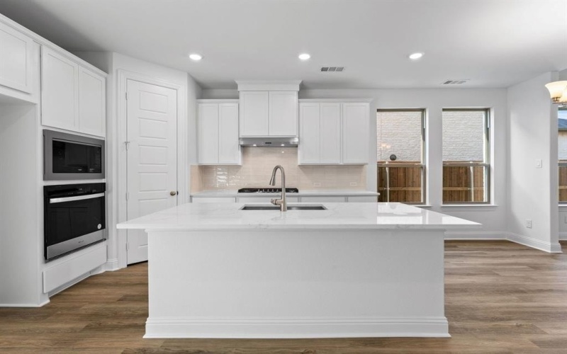 8321 Oak Island Trl, McKinney, TX 75071, 4 Bedrooms Bedrooms, ,3 BathroomsBathrooms,Residential,For Sale,8321 Oak Island Trl,0,21074083