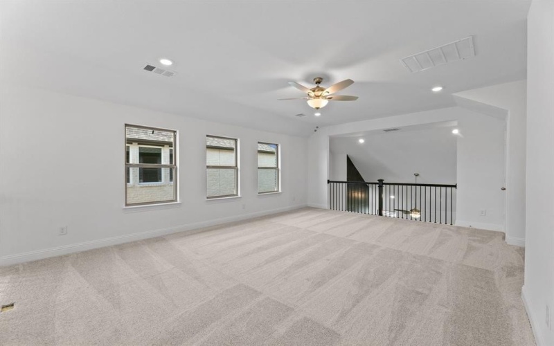 8321 Oak Island Trl, McKinney, TX 75071, 4 Bedrooms Bedrooms, ,3 BathroomsBathrooms,Residential,For Sale,8321 Oak Island Trl,0,21074083