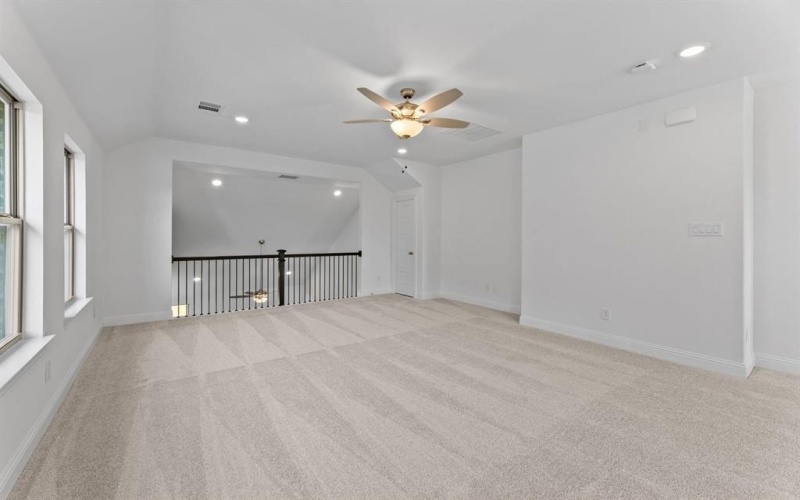 8321 Oak Island Trl, McKinney, TX 75071, 4 Bedrooms Bedrooms, ,3 BathroomsBathrooms,Residential,For Sale,8321 Oak Island Trl,0,21074083