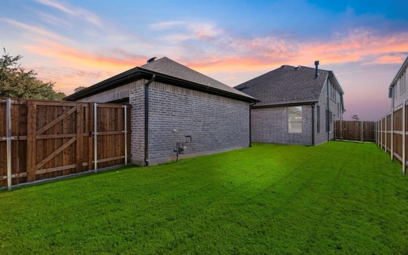 8321 Oak Island Trl, McKinney, TX 75071, 4 Bedrooms Bedrooms, ,3 BathroomsBathrooms,Residential,For Sale,8321 Oak Island Trl,0,21074083