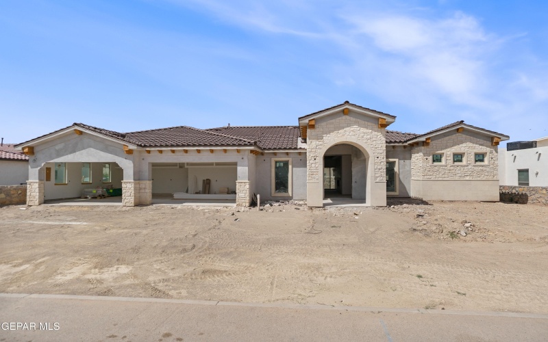 605 BIR Circle, El Paso, TX 79932, 5 Bedrooms Bedrooms, ,3 BathroomsBathrooms,Residential,For Sale,605 BIR Circle,0,931263