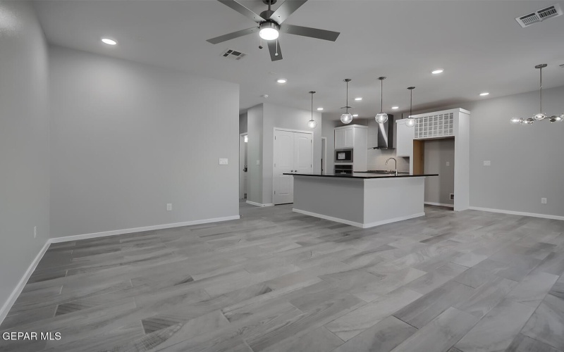 13893 Carloina Ponce Avenue, El Paso, TX 79928, 4 Habitaciones Habitaciones , ,2 BañosBaños,Residential,En Venta,13893 Carloina Ponce Avenue,0,931291