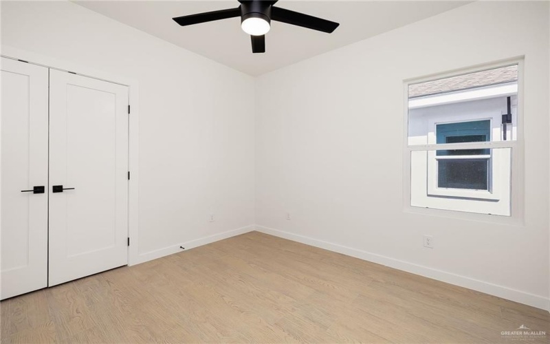 2901 Esteban Avenue #4, Mission, TX 78574, 3 Habitaciones Habitaciones , ,2 BañosBaños,Residential,En Venta,2901 Esteban Avenue,0,476655