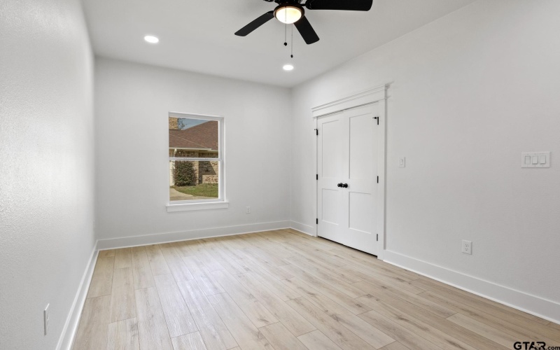 2408 Matthew Drive, Mt Pleasant, TX 75455, 3 Habitaciones Habitaciones , ,2 BañosBaños,Residential,En Venta,2408 Matthew Drive,0,25014592