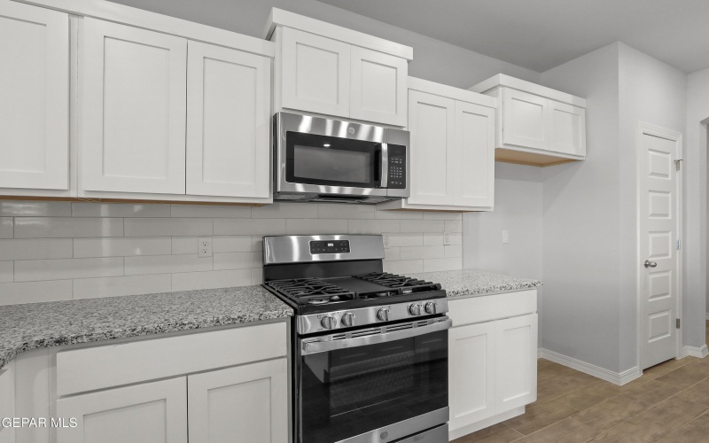 14028 Paseo Aves Avenue, Horizon City, TX 79928, 4 Habitaciones Habitaciones , ,3 BañosBaños,Residential,En Venta,14028 Paseo Aves Avenue,920871