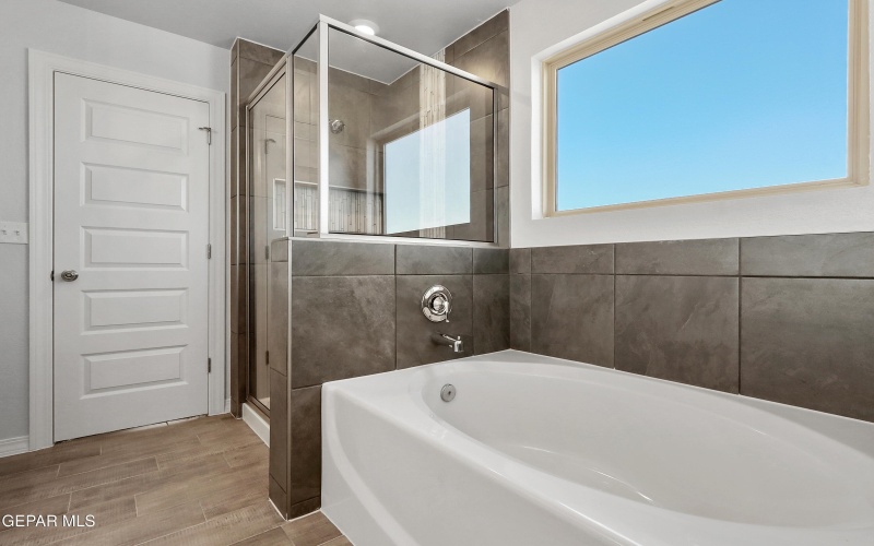 14028 Paseo Aves Avenue, Horizon City, TX 79928, 4 Habitaciones Habitaciones , ,3 BañosBaños,Residential,En Venta,14028 Paseo Aves Avenue,920871
