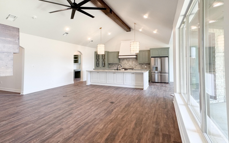 5515 119th Street, Lubbock, TX 79424, 4 Bedrooms Bedrooms, ,2 BathroomsBathrooms,Residential,For Sale,5515 119th Street,0,202561241