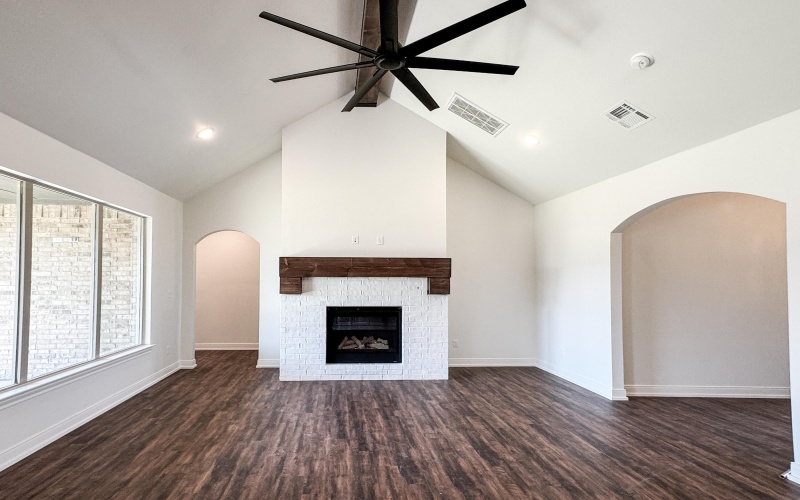 5515 119th Street, Lubbock, TX 79424, 4 Bedrooms Bedrooms, ,2 BathroomsBathrooms,Residential,For Sale,5515 119th Street,0,202561241