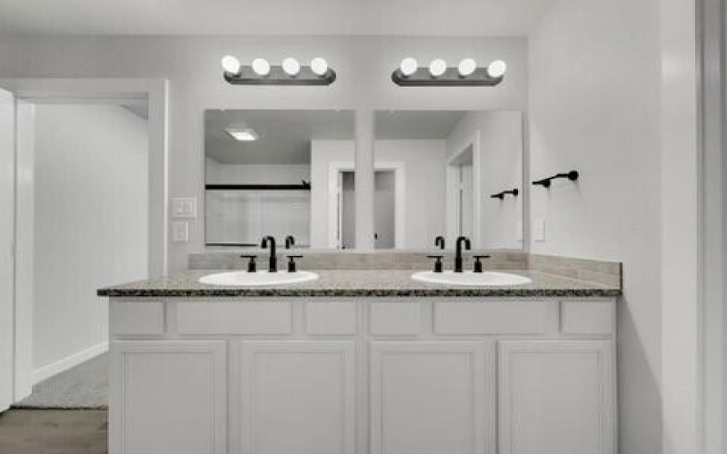 1610 144th Street, Lubbock, TX 79423, 3 Habitaciones Habitaciones , ,2 BañosBaños,Residential,En Venta,1610 144th Street,0,202561254