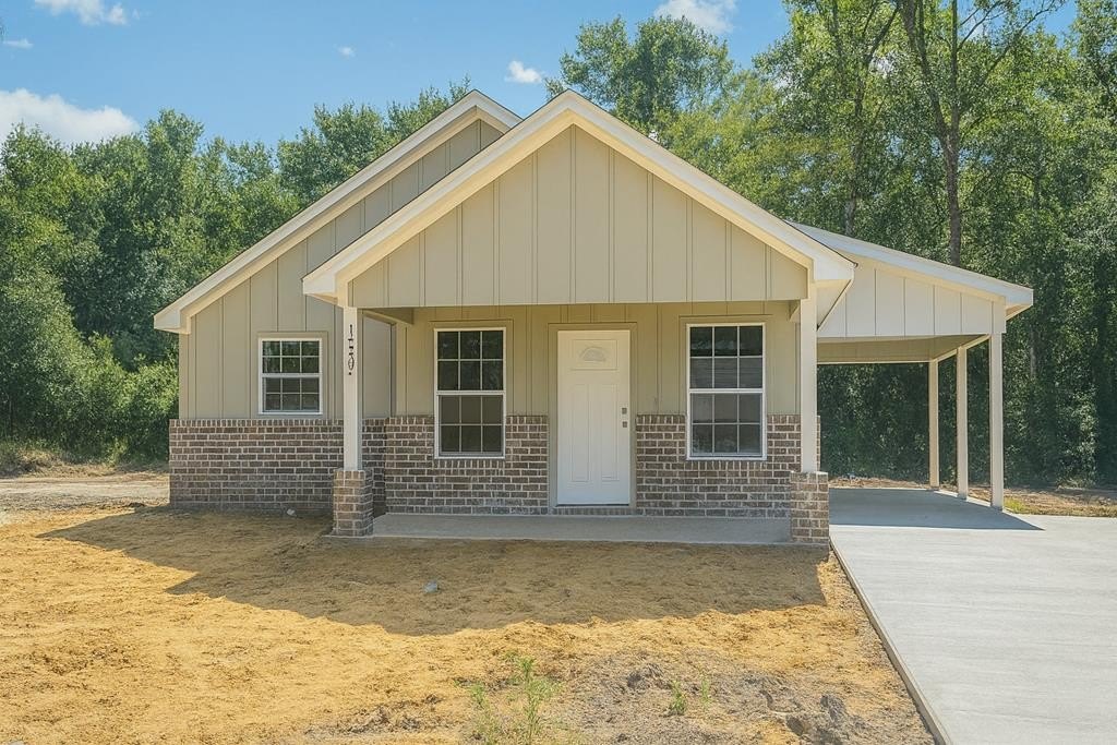 3321 Brookhollow Drive, Nacogdoches, TX 75964, 3 Habitaciones Habitaciones , ,2 BañosBaños,Residential,En Venta,3321 Brookhollow Drive,0,5106626
