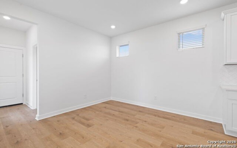 705 Salamander St, San Marcos, TX 78666, 4 Habitaciones Habitaciones , ,2 BañosBaños,Residential,En Venta,705 Salamander St,0,1911803