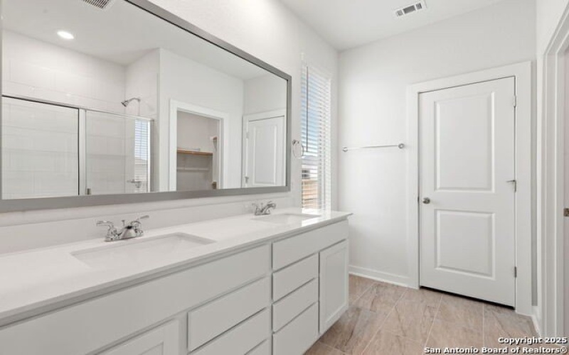 705 Salamander St, San Marcos, TX 78666, 4 Habitaciones Habitaciones , ,2 BañosBaños,Residential,En Venta,705 Salamander St,0,1911803
