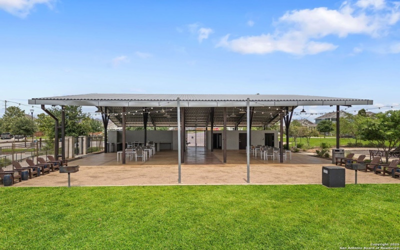 705 Salamander St, San Marcos, TX 78666, 4 Habitaciones Habitaciones , ,2 BañosBaños,Residential,En Venta,705 Salamander St,0,1911803