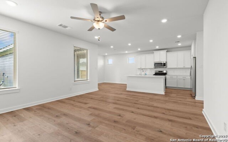 705 Salamander St, San Marcos, TX 78666, 4 Habitaciones Habitaciones , ,2 BañosBaños,Residential,En Venta,705 Salamander St,0,1911803