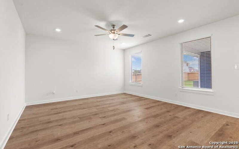 705 Salamander St, San Marcos, TX 78666, 4 Habitaciones Habitaciones , ,2 BañosBaños,Residential,En Venta,705 Salamander St,0,1911803