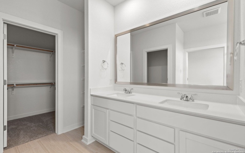 645 Salamander St, San Marcos, TX 78666, 3 Habitaciones Habitaciones , ,2 BañosBaños,Residential,En Venta,645 Salamander St,0,1911810