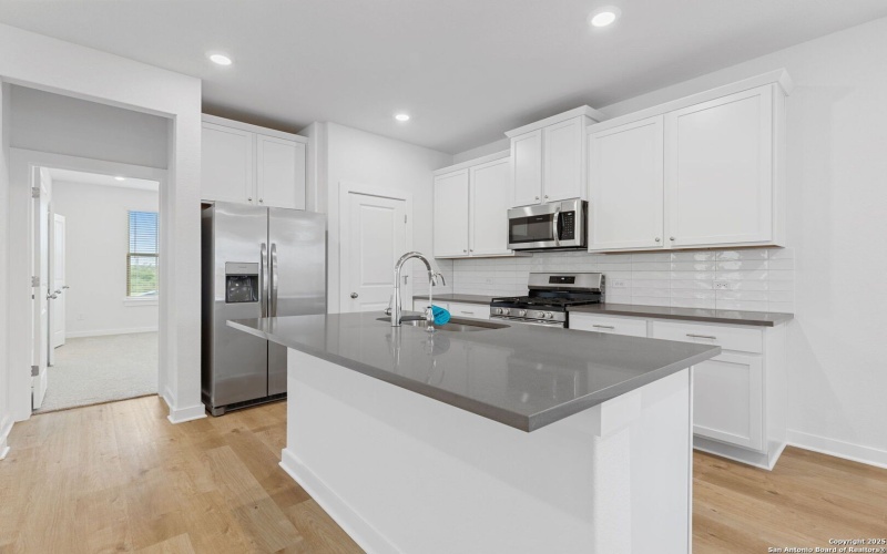 645 Salamander St, San Marcos, TX 78666, 3 Habitaciones Habitaciones , ,2 BañosBaños,Residential,En Venta,645 Salamander St,0,1911810