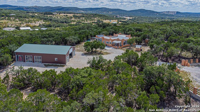 182 country point, Lakehills, TX 78063, 3 Bedrooms Bedrooms, ,2 BathroomsBathrooms,Residential,For Sale,182 country point,0,1911822