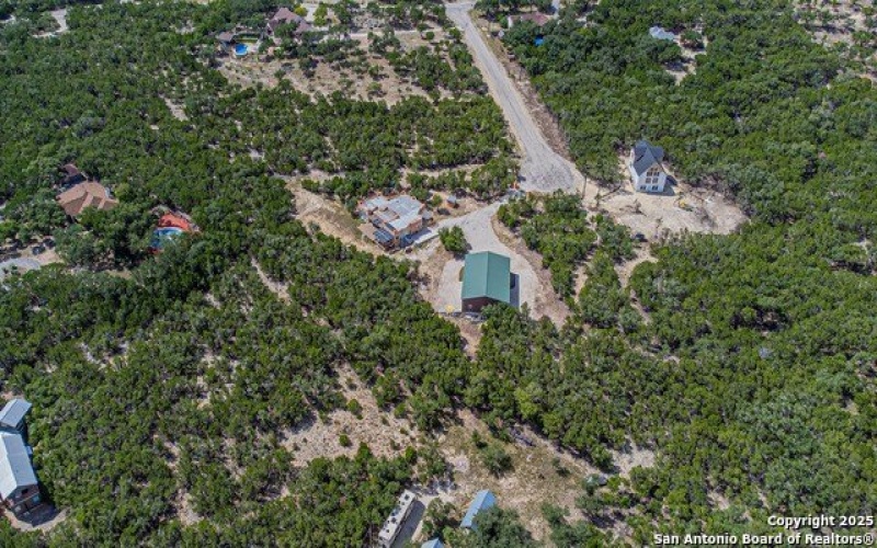 182 country point, Lakehills, TX 78063, 3 Bedrooms Bedrooms, ,2 BathroomsBathrooms,Residential,For Sale,182 country point,0,1911822