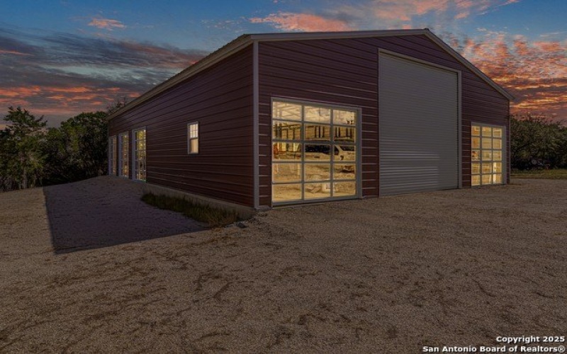 182 country point, Lakehills, TX 78063, 3 Bedrooms Bedrooms, ,2 BathroomsBathrooms,Residential,For Sale,182 country point,0,1911822