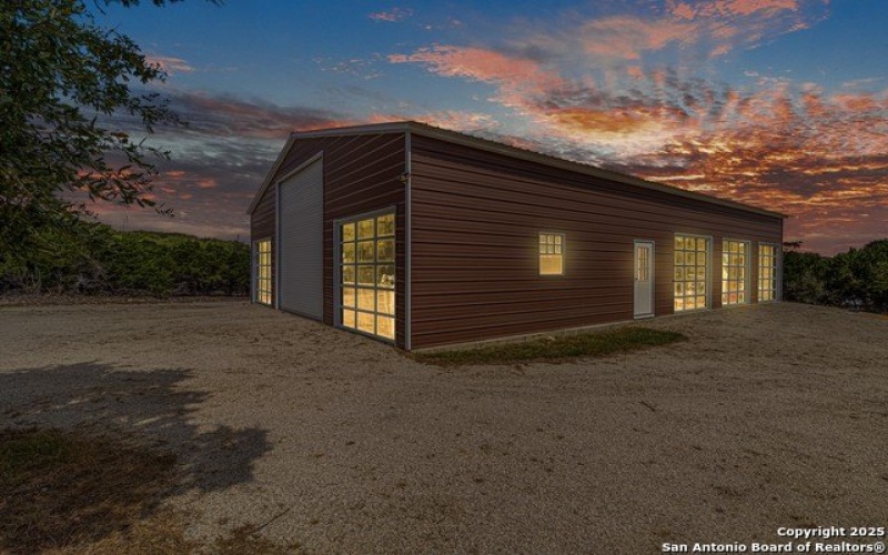 182 country point, Lakehills, TX 78063, 3 Bedrooms Bedrooms, ,2 BathroomsBathrooms,Residential,For Sale,182 country point,0,1911822