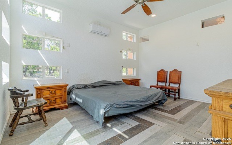 182 country point, Lakehills, TX 78063, 3 Bedrooms Bedrooms, ,2 BathroomsBathrooms,Residential,For Sale,182 country point,0,1911822