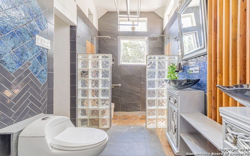 182 country point, Lakehills, TX 78063, 3 Bedrooms Bedrooms, ,2 BathroomsBathrooms,Residential,For Sale,182 country point,0,1911822