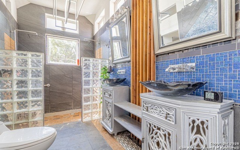 182 country point, Lakehills, TX 78063, 3 Bedrooms Bedrooms, ,2 BathroomsBathrooms,Residential,For Sale,182 country point,0,1911822