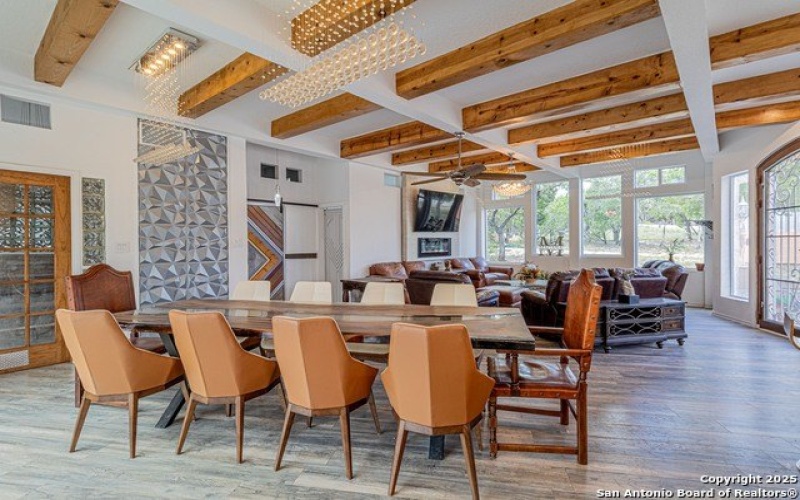 182 country point, Lakehills, TX 78063, 3 Bedrooms Bedrooms, ,2 BathroomsBathrooms,Residential,For Sale,182 country point,0,1911822