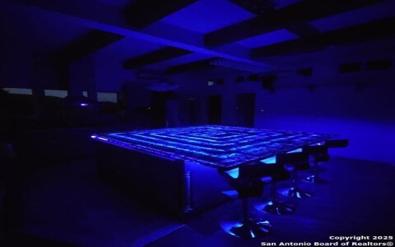 182 country point, Lakehills, TX 78063, 3 Bedrooms Bedrooms, ,2 BathroomsBathrooms,Residential,For Sale,182 country point,0,1911822