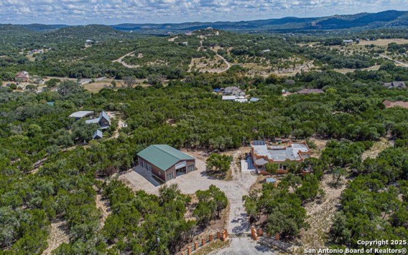 182 country point, Lakehills, TX 78063, 3 Bedrooms Bedrooms, ,2 BathroomsBathrooms,Residential,For Sale,182 country point,0,1911822