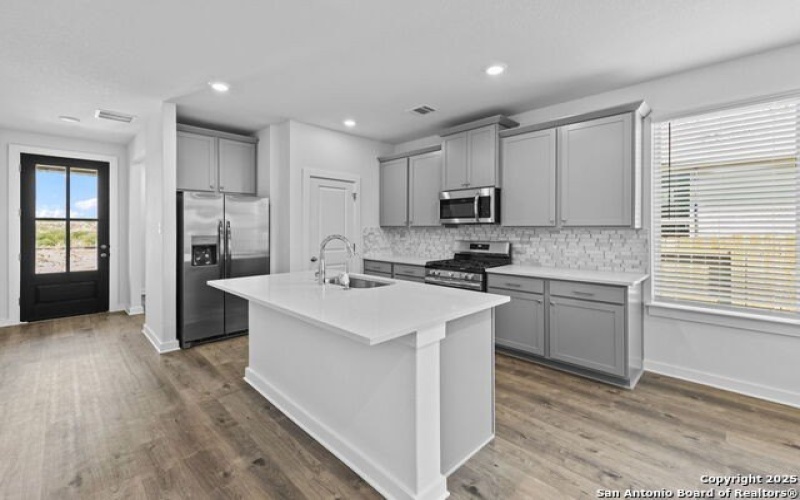 637 Salamander St, San Marcos, TX 78666, 3 Habitaciones Habitaciones , ,2 BañosBaños,Residential,En Venta,637 Salamander St,0,1911827