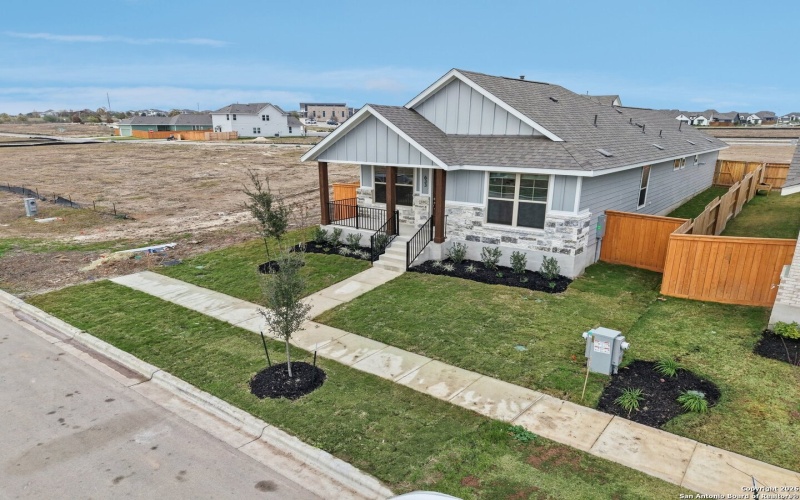 633 Salamander St, San Marcos, TX 78666, 3 Habitaciones Habitaciones , ,2 BañosBaños,Residential,En Venta,633 Salamander St,0,1911841