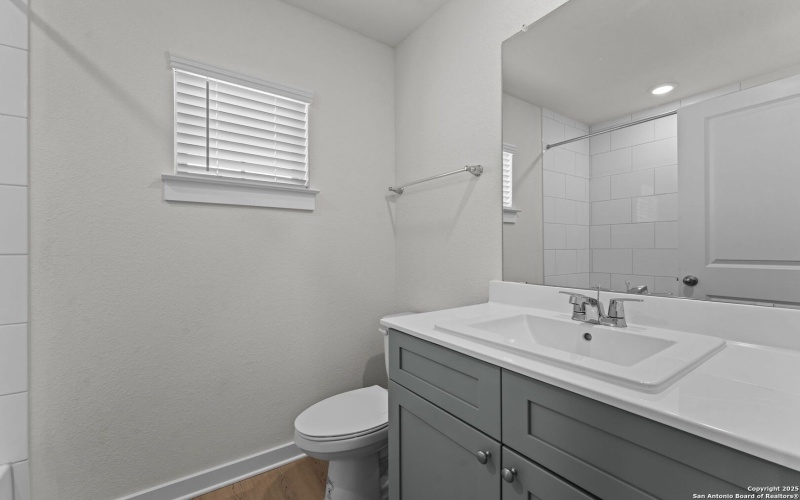 420 Salamander St, San Marcos, TX 78666, 5 Habitaciones Habitaciones , ,3 BañosBaños,Residential,En Venta,420 Salamander St,0,1911860