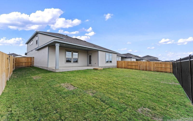 420 Salamander St, San Marcos, TX 78666, 5 Habitaciones Habitaciones , ,3 BañosBaños,Residential,En Venta,420 Salamander St,0,1911860