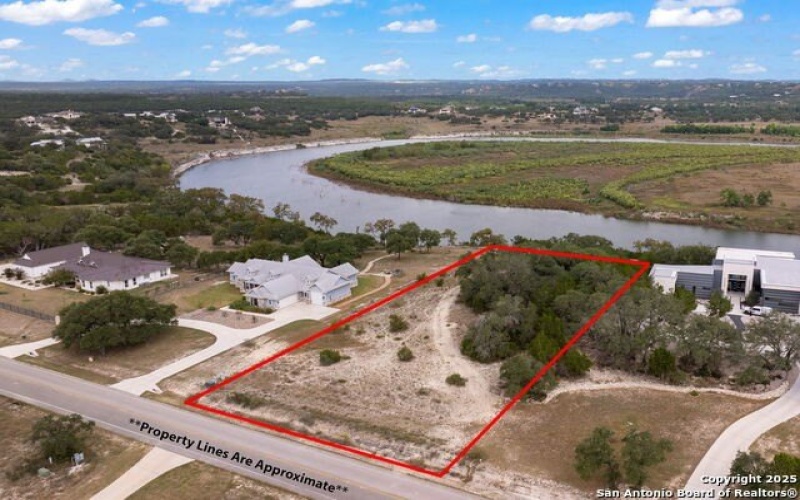 2034 San Jose, Canyon Lake, TX 78133, 3 Habitaciones Habitaciones , ,3 BañosBaños,Residential,En Venta,2034 San Jose,0,1911948