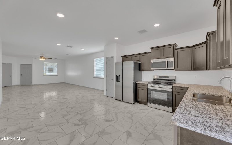 15128 Conviction Avenue, El Paso, TX 79938, 3 Bedrooms Bedrooms, ,1 BathroomBathrooms,Residential,For Sale,15128 Conviction Avenue,0,931318