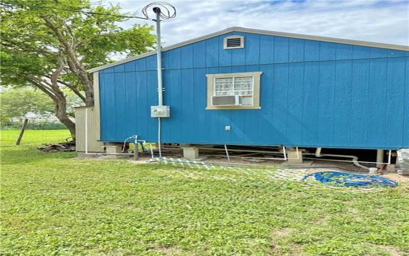 11845 Olive, Mercedes, TX 78570, 1 Bedroom Bedrooms, ,1 BathroomBathrooms,Residential,For Sale,11845 Olive,0,482354