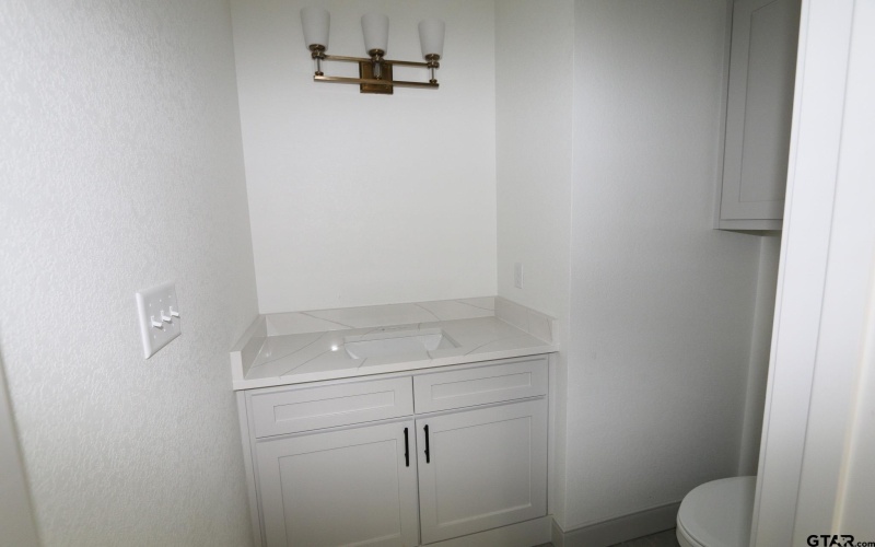 16527 Cooper Way, Tyler, TX 75703, 4 Bedrooms Bedrooms, ,2 BathroomsBathrooms,Residential,For Sale,16527 Cooper Way,0,25014635