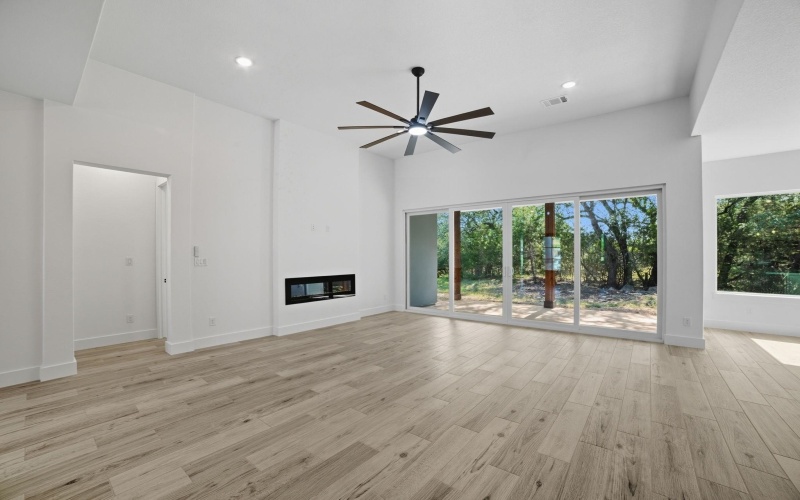 226 Sunday Dr, Burnet, TX 78611, 4 Habitaciones Habitaciones , ,3 BañosBaños,Residential,En Venta,226 Sunday Dr,0,175227