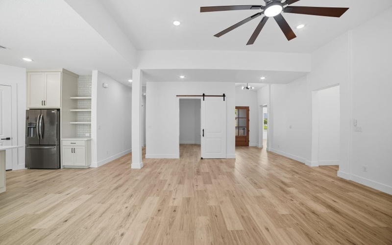 226 Sunday Dr, Burnet, TX 78611, 4 Habitaciones Habitaciones , ,3 BañosBaños,Residential,En Venta,226 Sunday Dr,0,175227