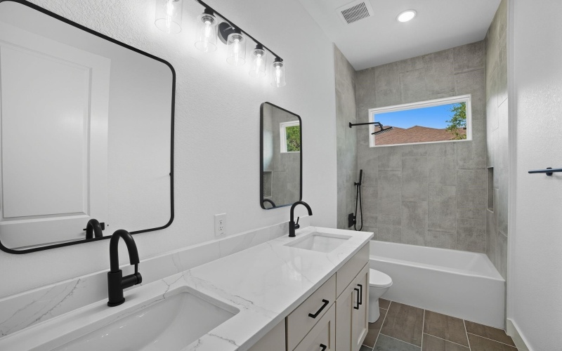 226 Sunday Dr, Burnet, TX 78611, 4 Habitaciones Habitaciones , ,3 BañosBaños,Residential,En Venta,226 Sunday Dr,0,175227