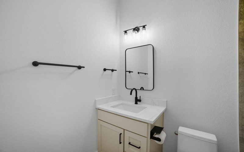 226 Sunday Dr, Burnet, TX 78611, 4 Habitaciones Habitaciones , ,3 BañosBaños,Residential,En Venta,226 Sunday Dr,0,175227