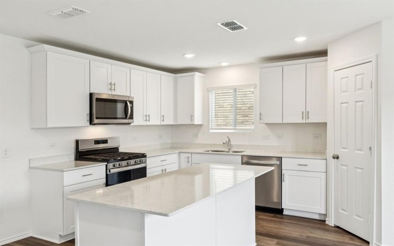 14041 Kempt Drive, Pilot Point, TX 76258, 4 Bedrooms Bedrooms, ,3 BathroomsBathrooms,Residential,For Sale,14041 Kempt Drive,0,20908608