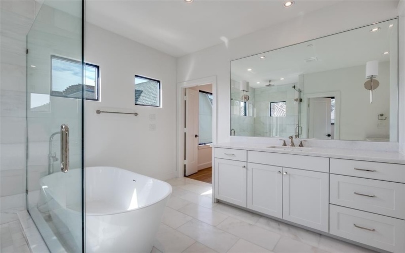 3607 McFARLIN Boulevard, University Park, TX 75205, 5 Habitaciones Habitaciones , ,6 BañosBaños,Residential,En Venta,3607 McFARLIN Boulevard,0,21020819