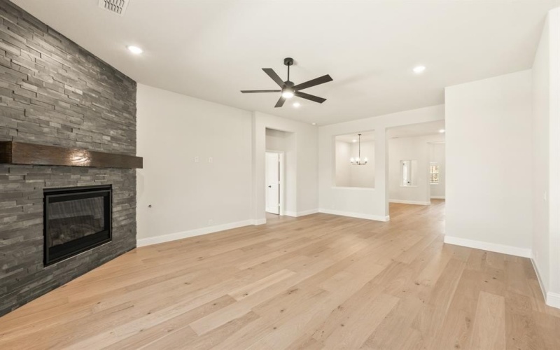 3449 Nightingale Lane, Midlothian, TX 76065, 3 Bedrooms Bedrooms, ,2 BathroomsBathrooms,Residential,For Sale,3449 Nightingale Lane,0,21062954