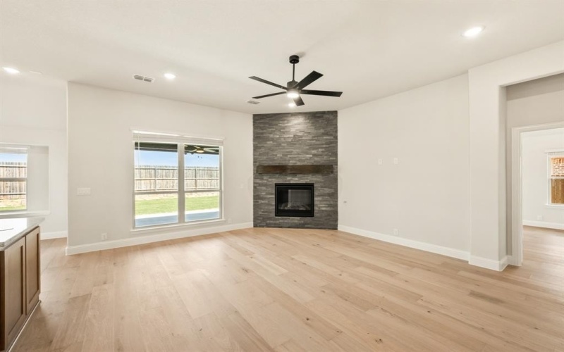 3449 Nightingale Lane, Midlothian, TX 76065, 3 Bedrooms Bedrooms, ,2 BathroomsBathrooms,Residential,For Sale,3449 Nightingale Lane,0,21062954