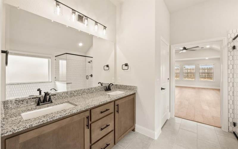 3449 Nightingale Lane, Midlothian, TX 76065, 3 Bedrooms Bedrooms, ,2 BathroomsBathrooms,Residential,For Sale,3449 Nightingale Lane,0,21062954