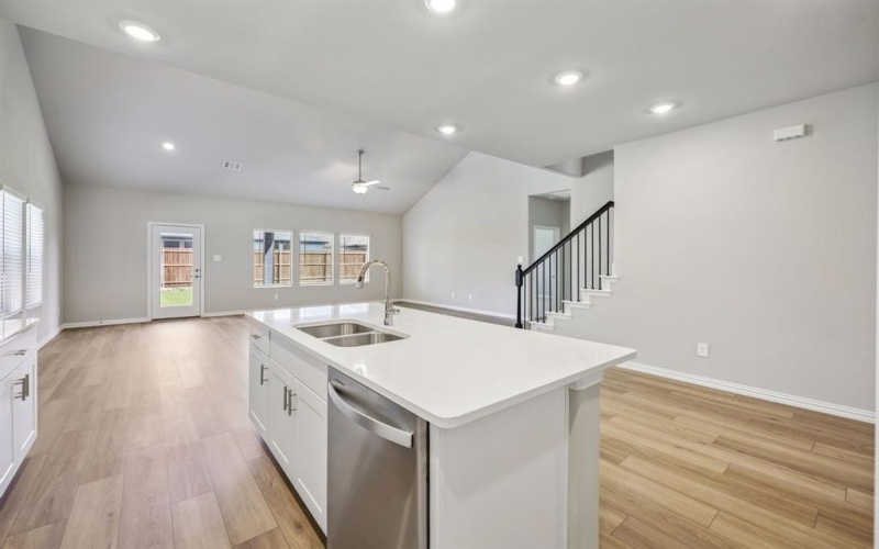 5715 Rushing River Way, Princeton, TX 75071, 5 Bedrooms Bedrooms, ,3 BathroomsBathrooms,Residential,For Sale,5715 Rushing River Way,0,21072015